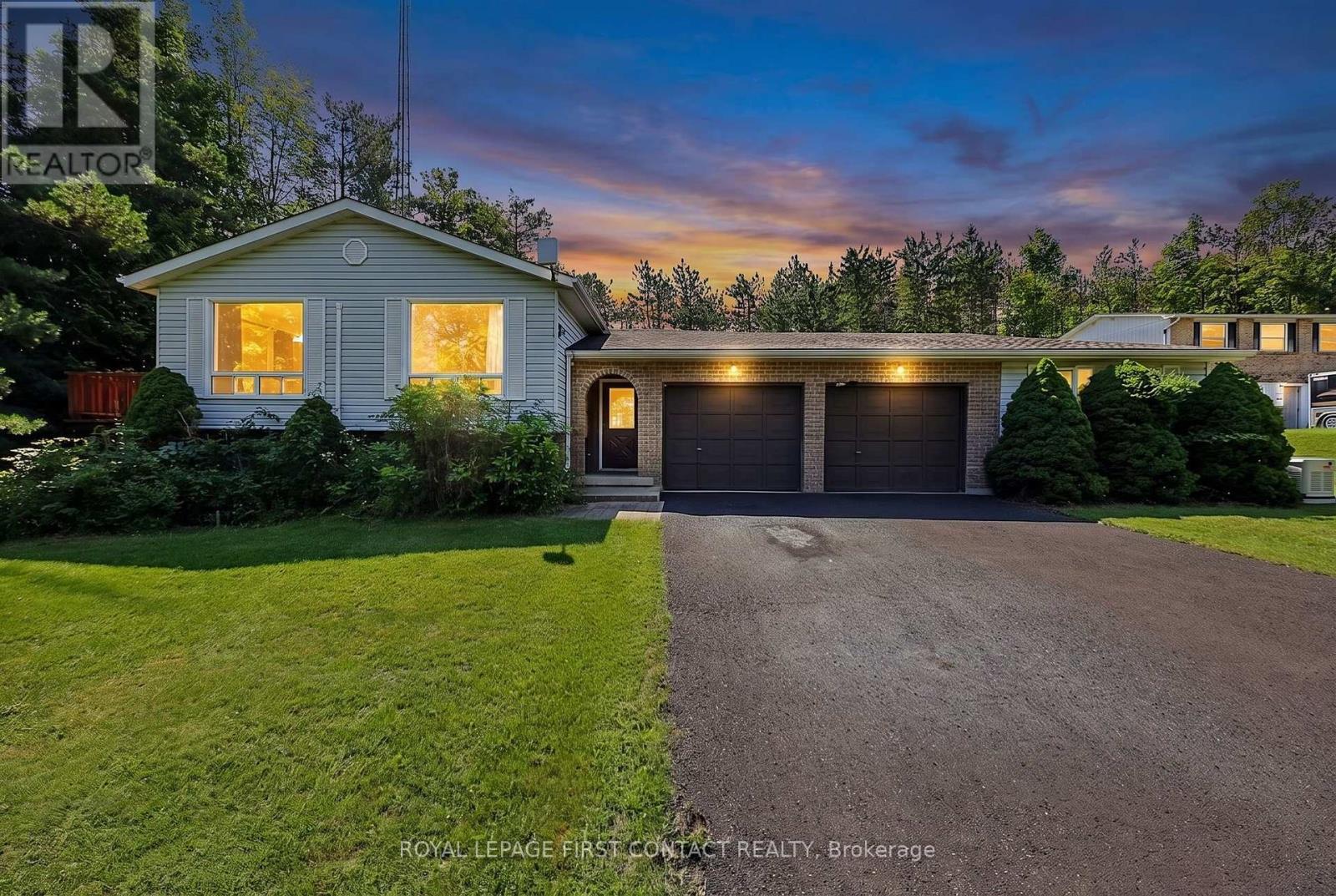 4576 Line 5 Line N Property Photo 1