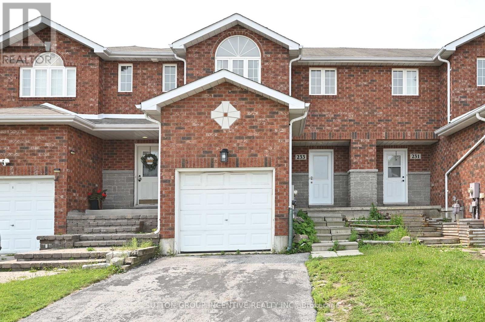 233 Stanley Street Property Photo 1