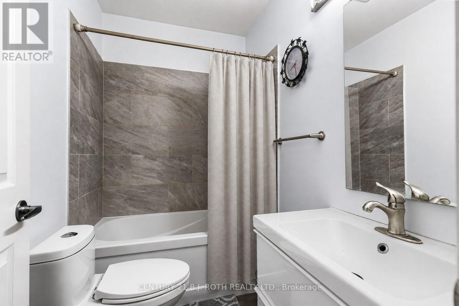 102 Dunlop Street Property Photo 10