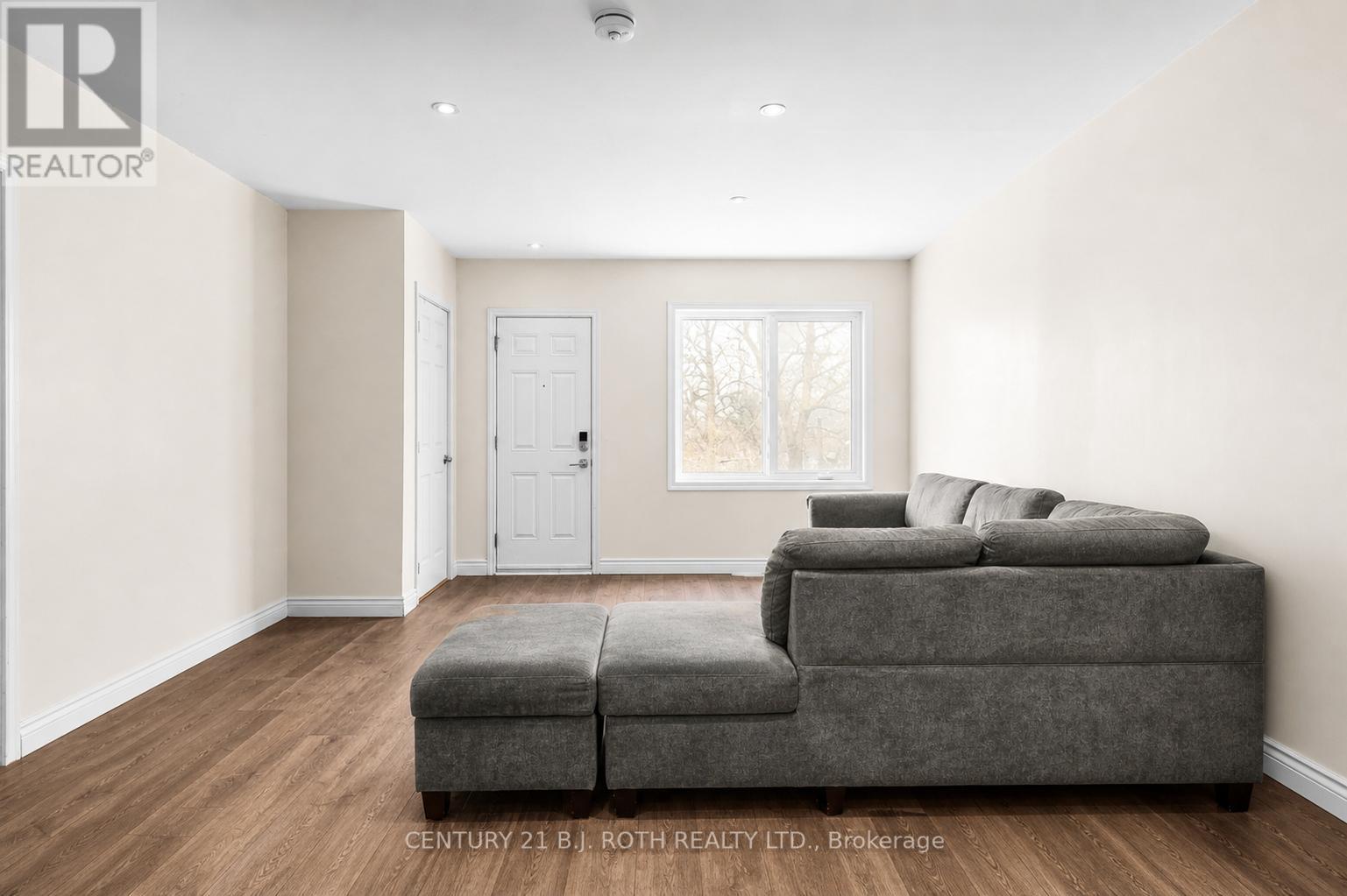 102 Dunlop Street Property Photo 11