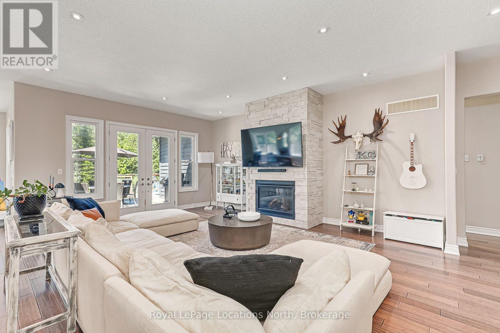 26 Spruce Street Property Photo 12
