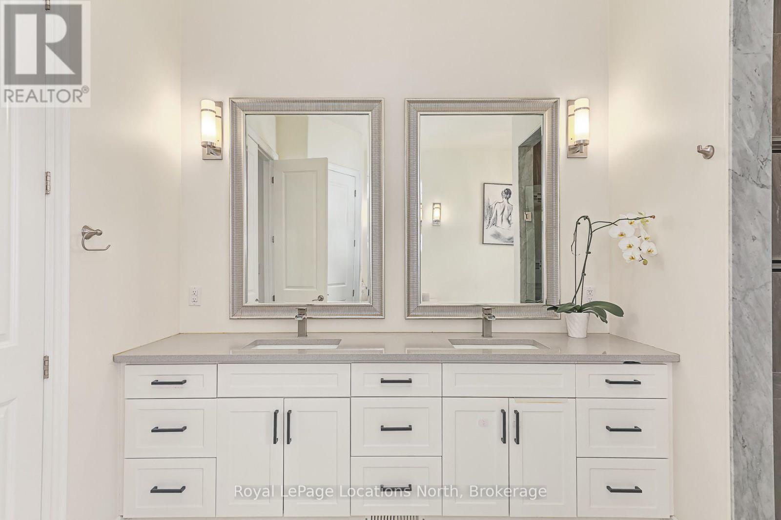 26 Spruce Street Property Photo 23