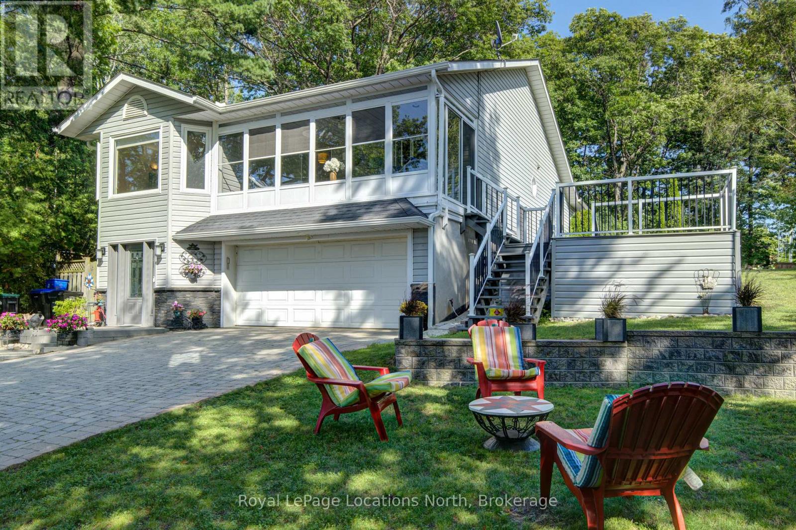 2225 Tiny Beaches Road S Property Photo 1
