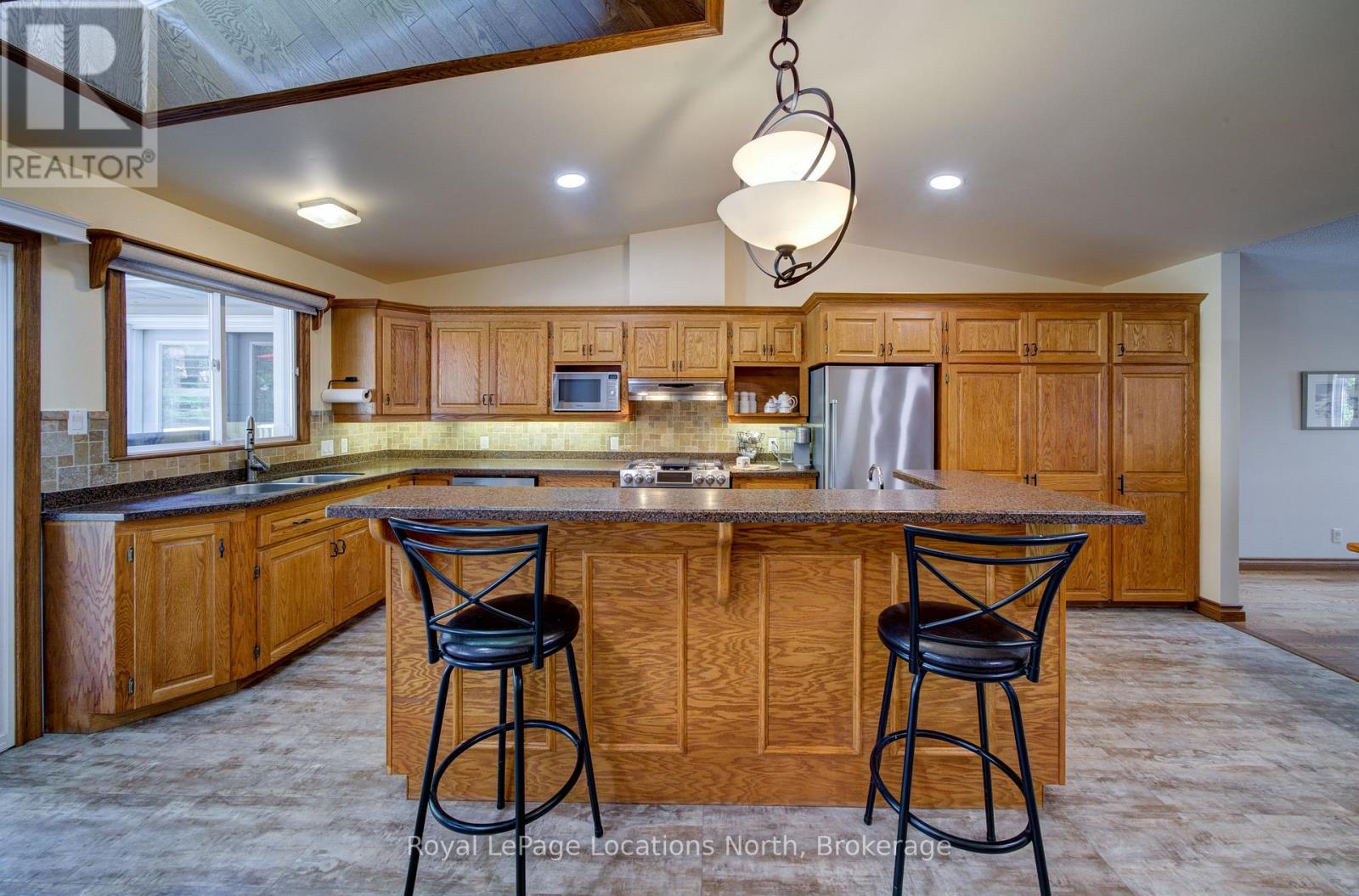 2225 Tiny Beaches Road S Property Photo 15