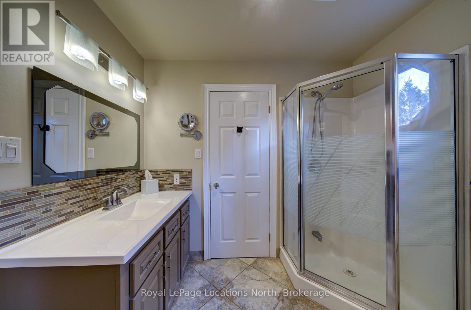 2225 Tiny Beaches Road S Property Photo 28