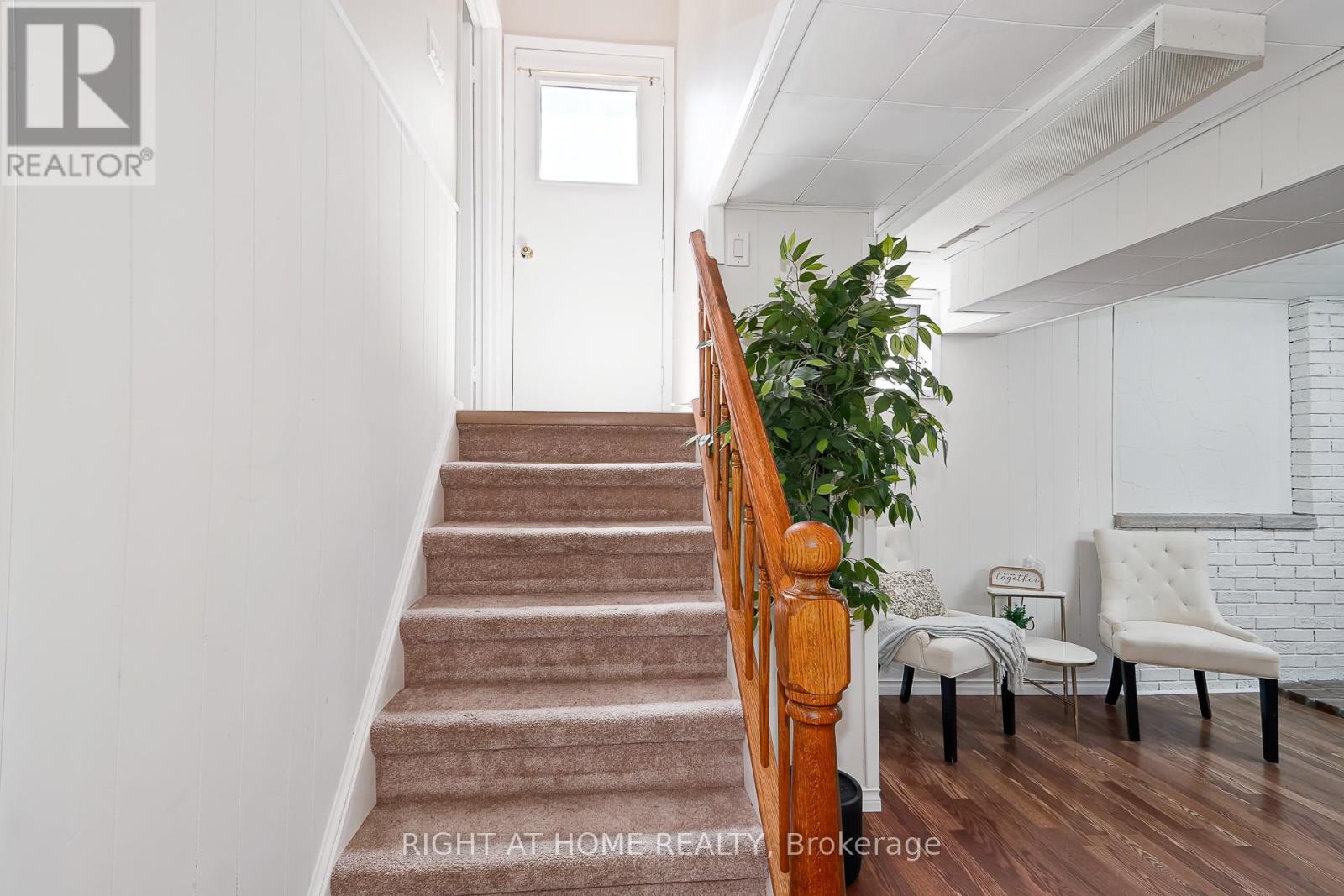 1059 Glen Mhor Crescent Property Photo 20