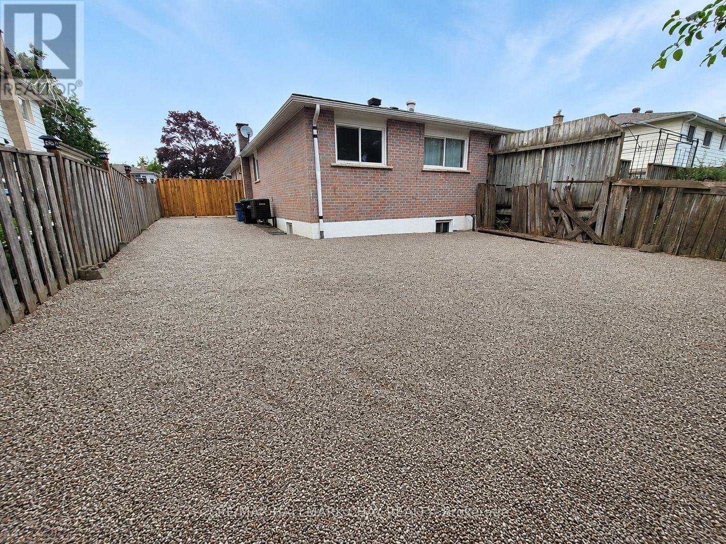 Upper - 88 B Bernick Drive Property Photo 2