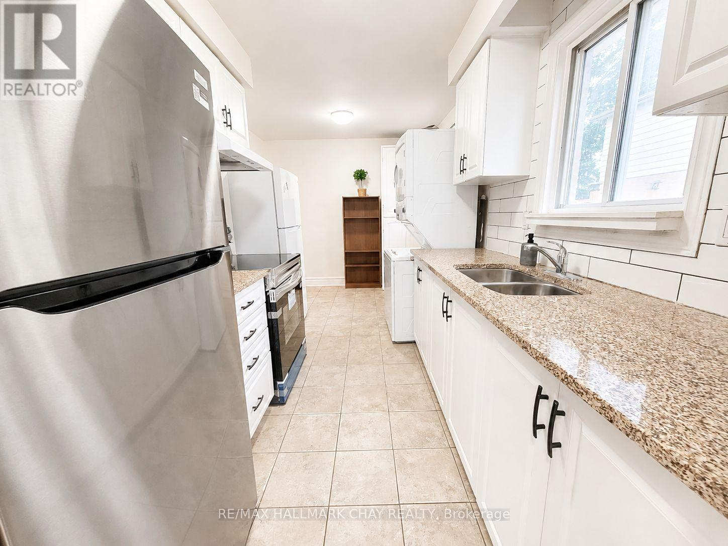 Upper - 88 B Bernick Drive Property Photo 4