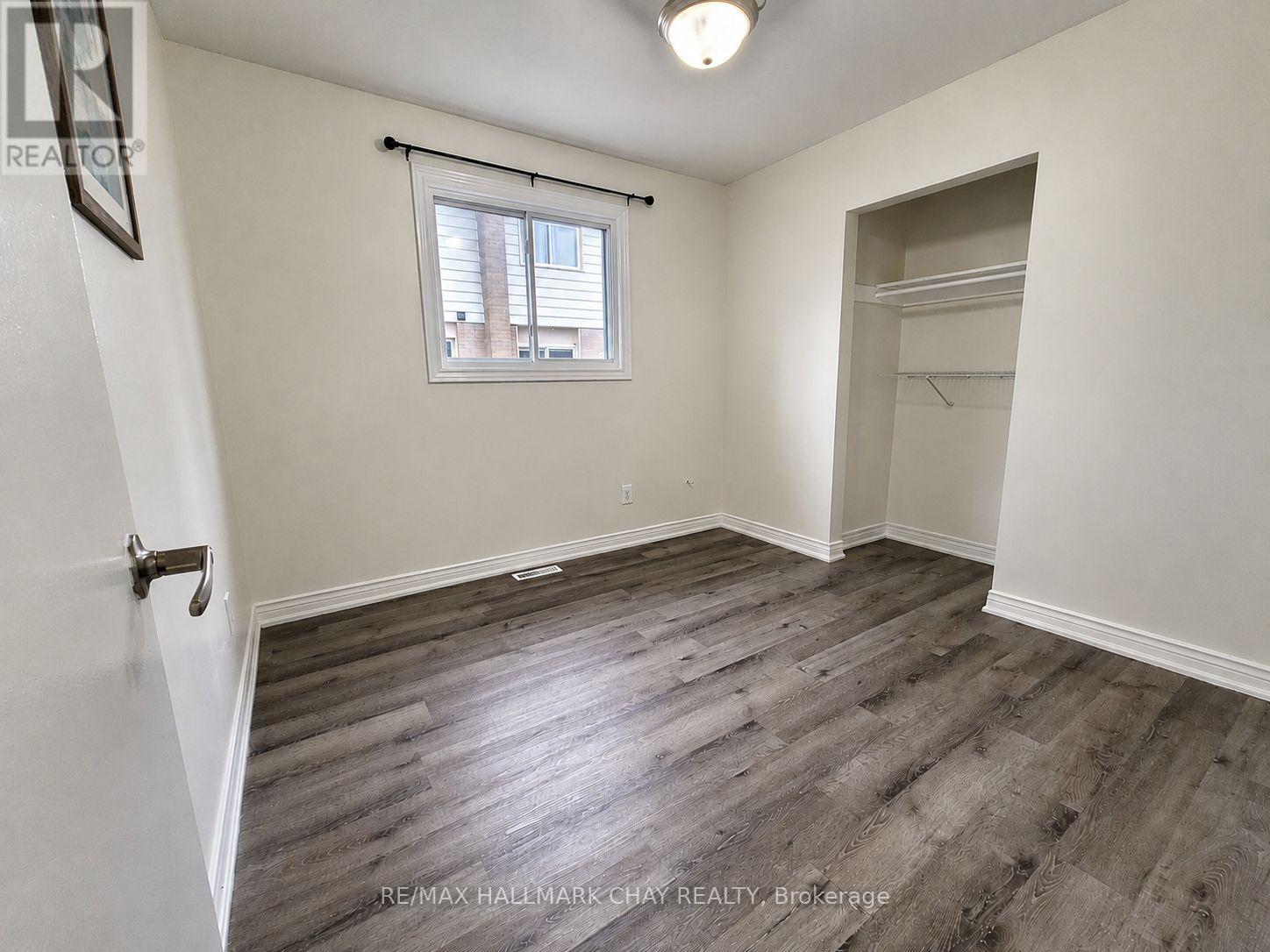 Upper - 88 B Bernick Drive Property Photo 6