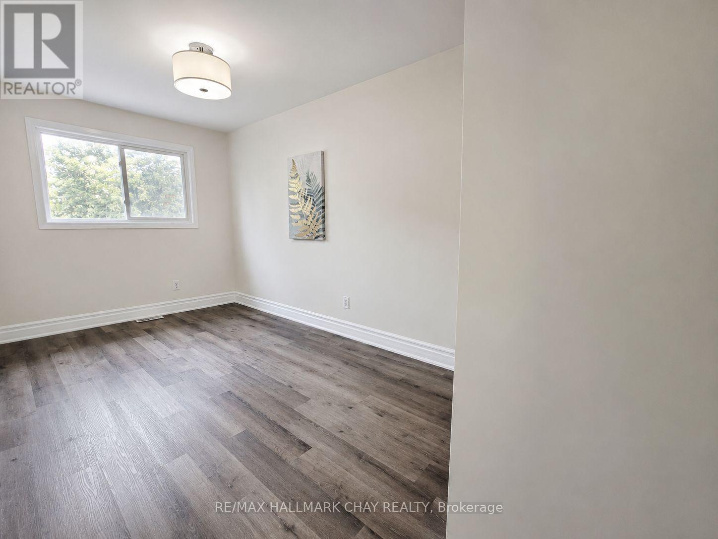 Upper - 88 B Bernick Drive Property Photo 8
