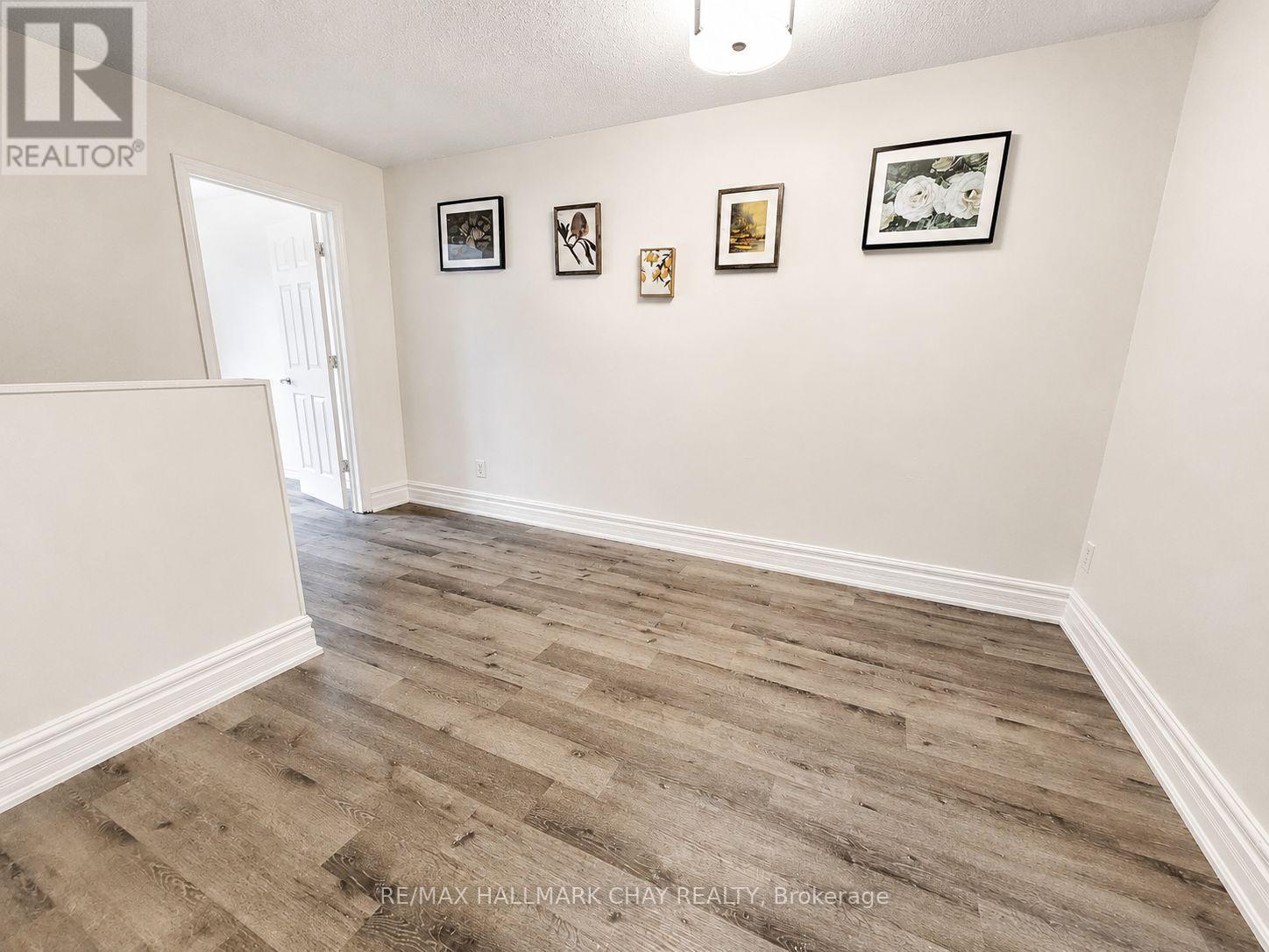 Upper - 88 B Bernick Drive Property Photo 11
