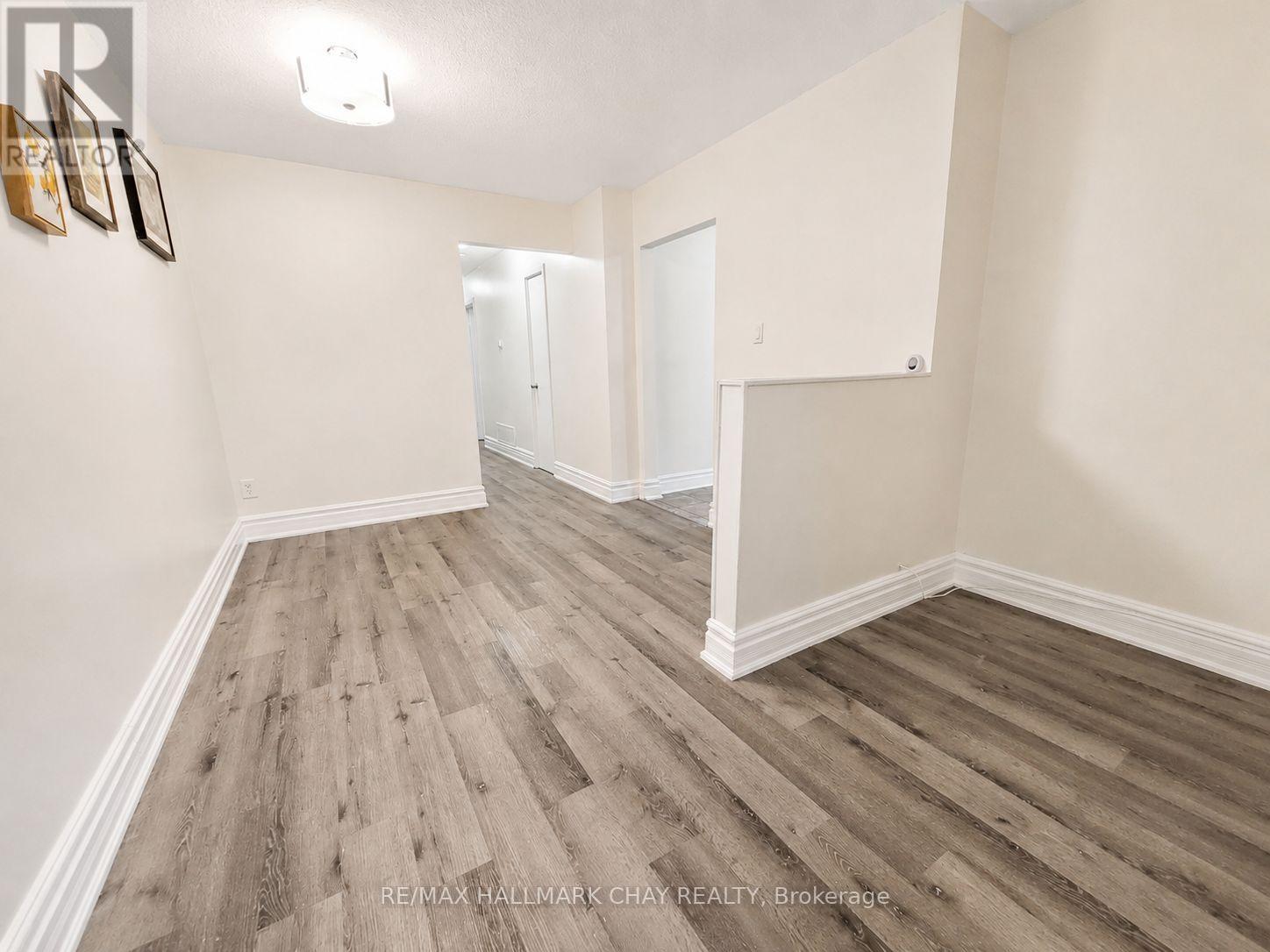 Upper - 88 B Bernick Drive Property Photo 12