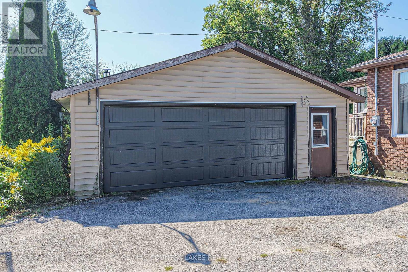 1782 Lovering Line Property Photo 7
