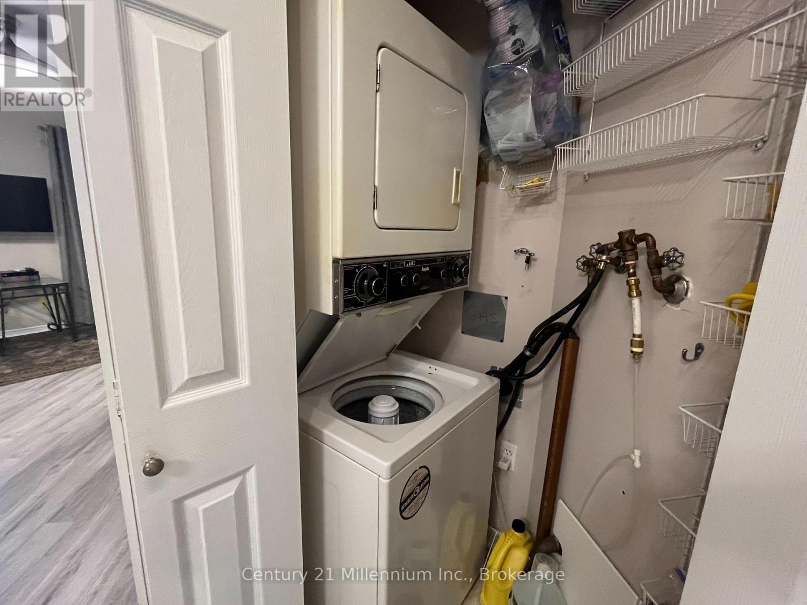 706 Johnston Park Avenue Property Photo 11