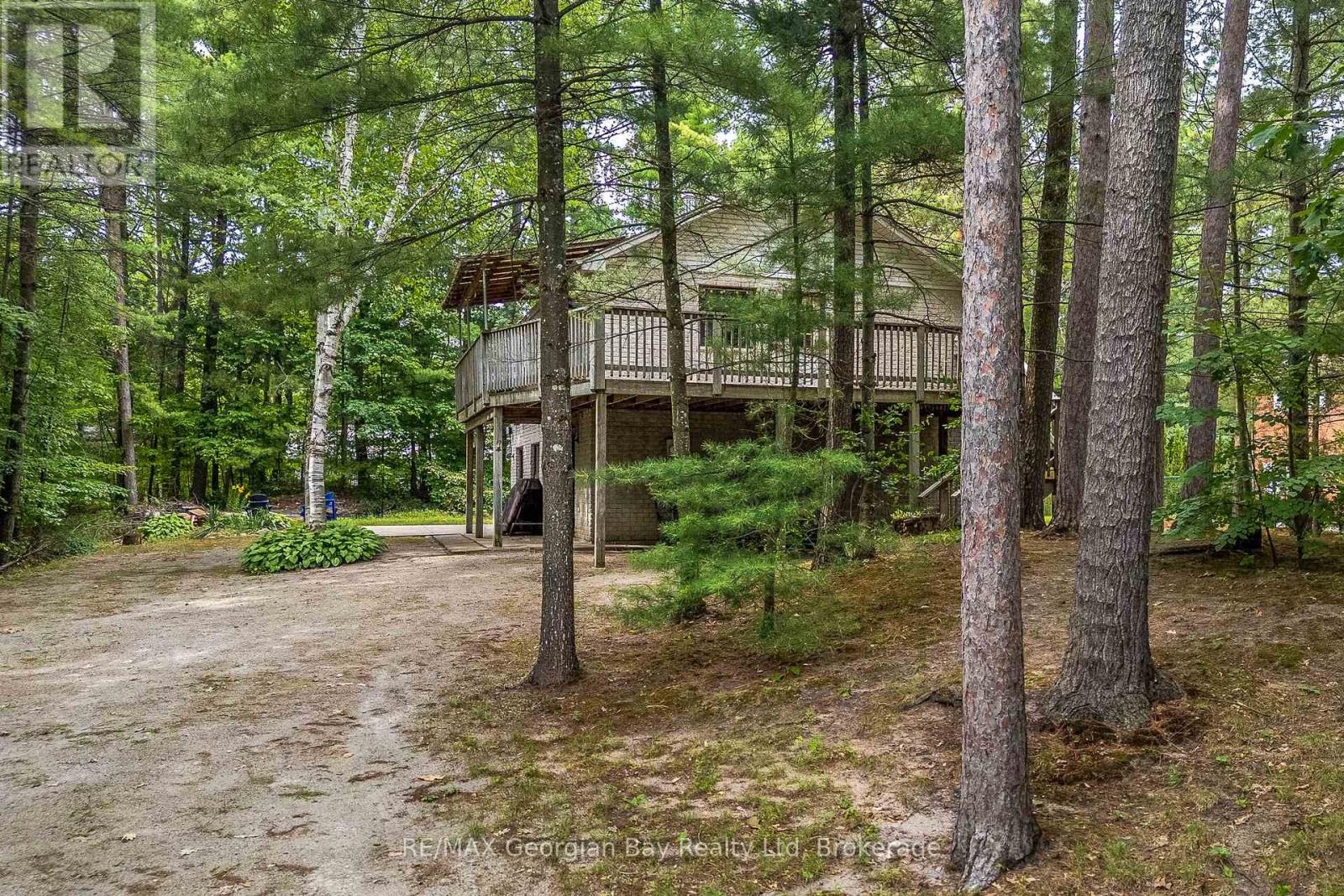 754 LAFONTAINE ROAD W Property Photo 1