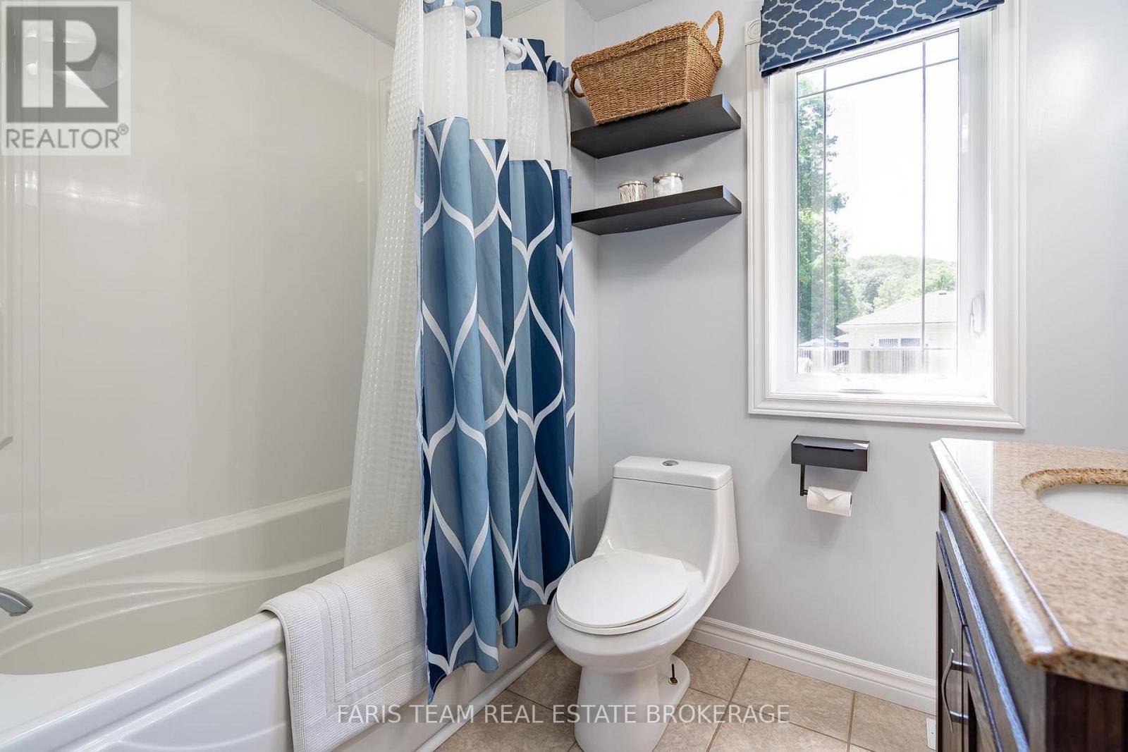775 Ontario Street Property Photo 18