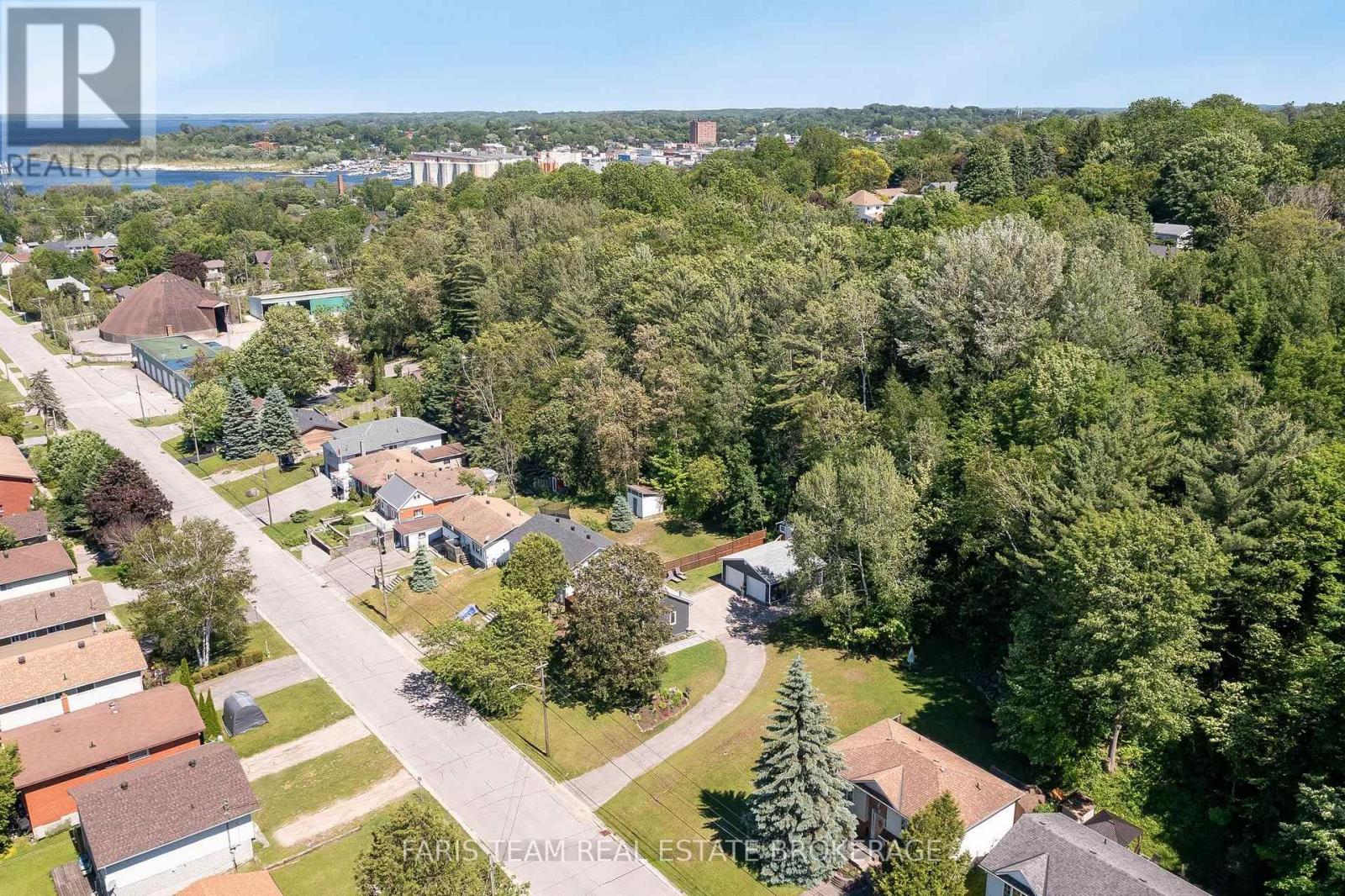 775 Ontario Street Property Photo 34