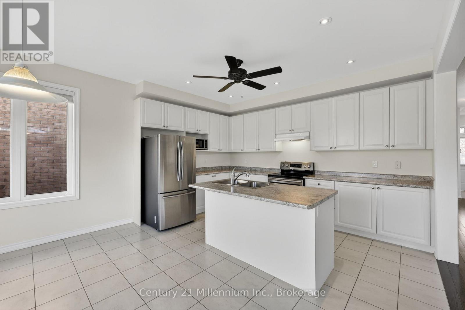18 Marks Road Property Photo 5