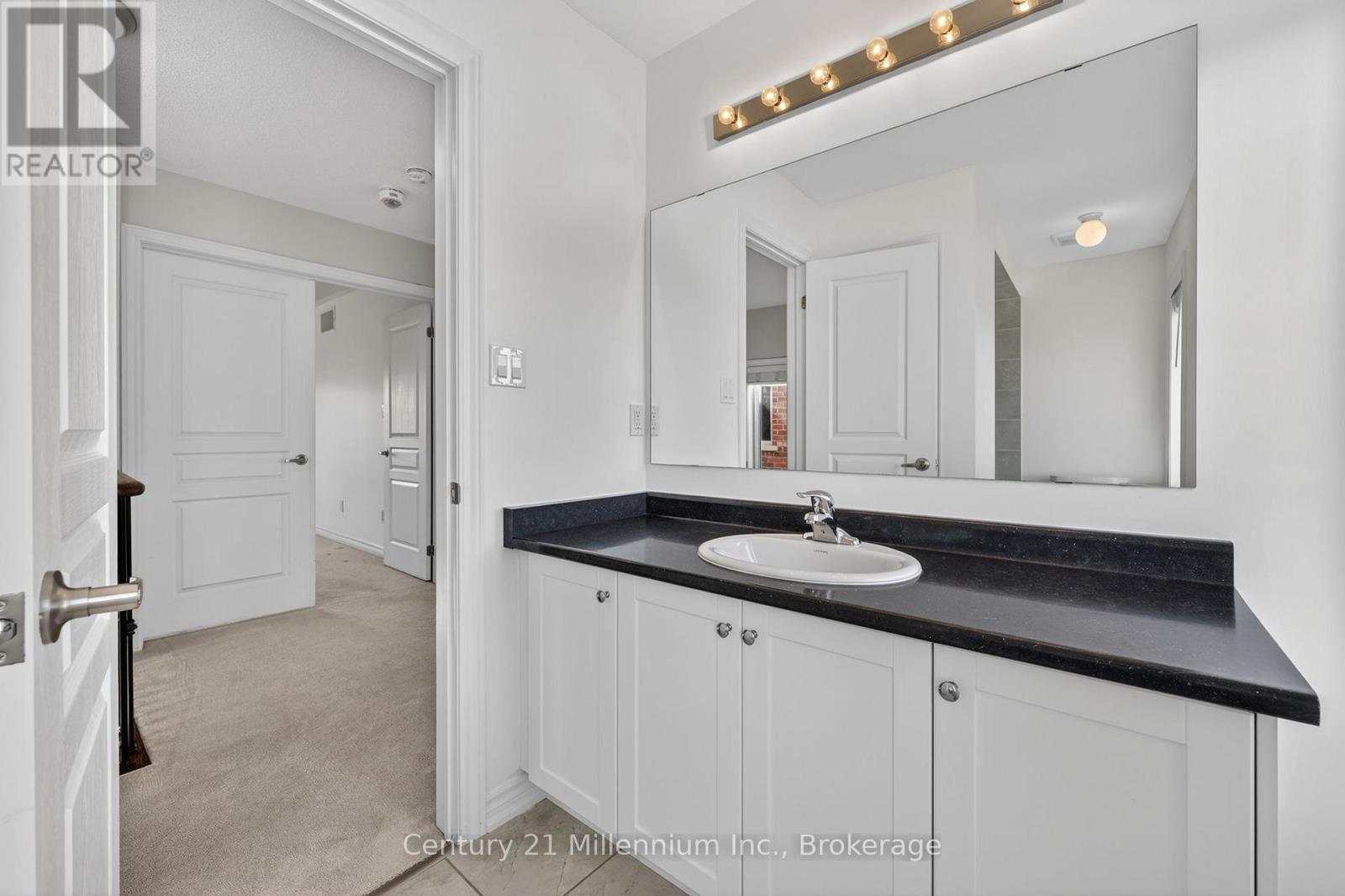 18 Marks Road Property Photo 15