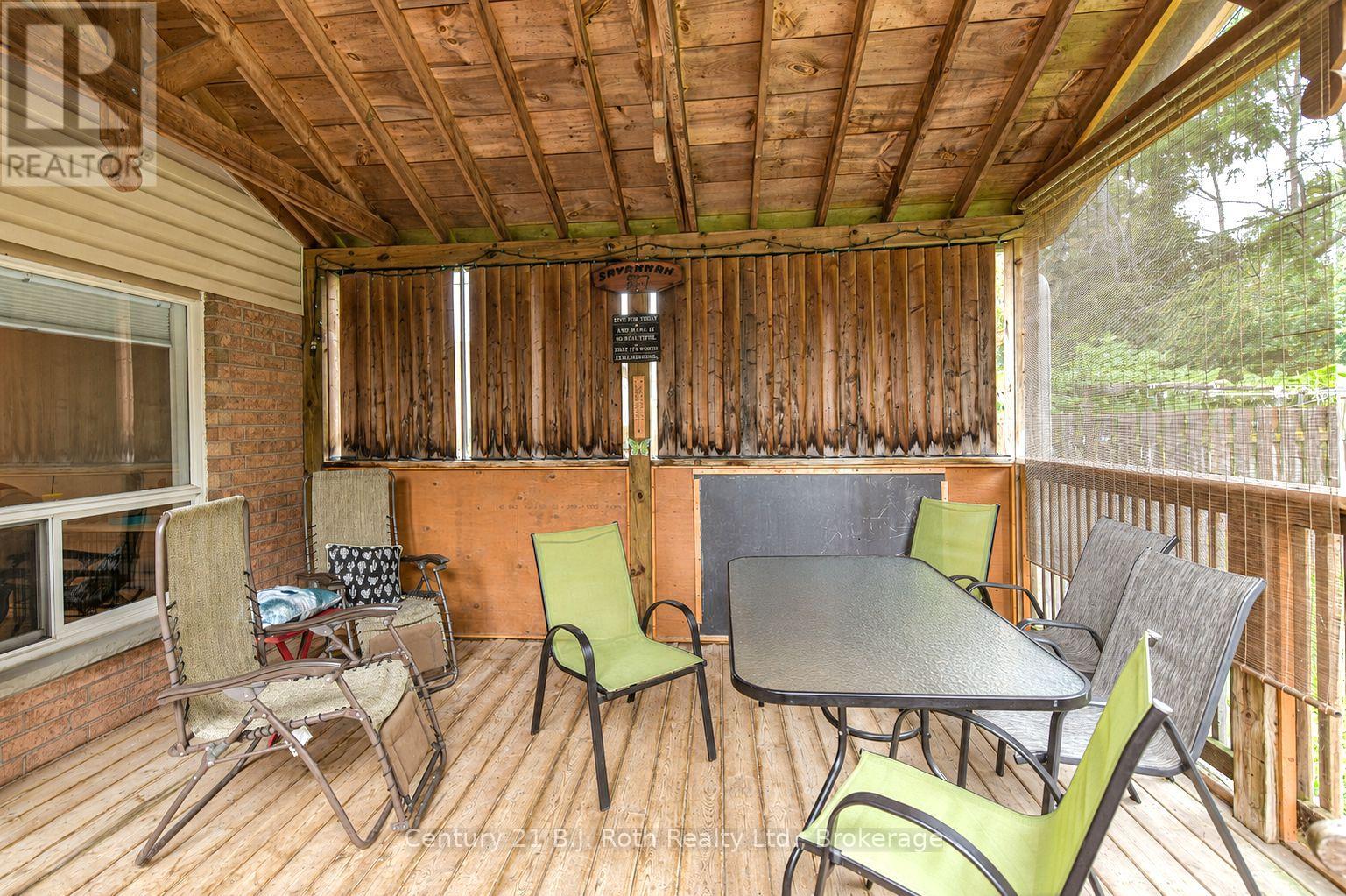 16 Frontier Avenue Property Photo 6