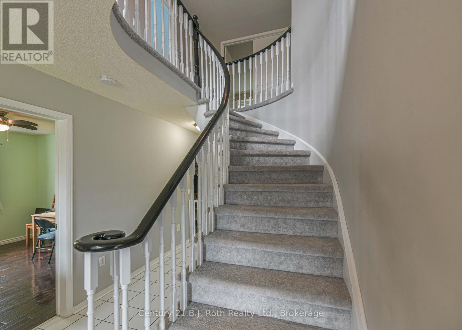 16 Frontier Avenue Property Photo 25