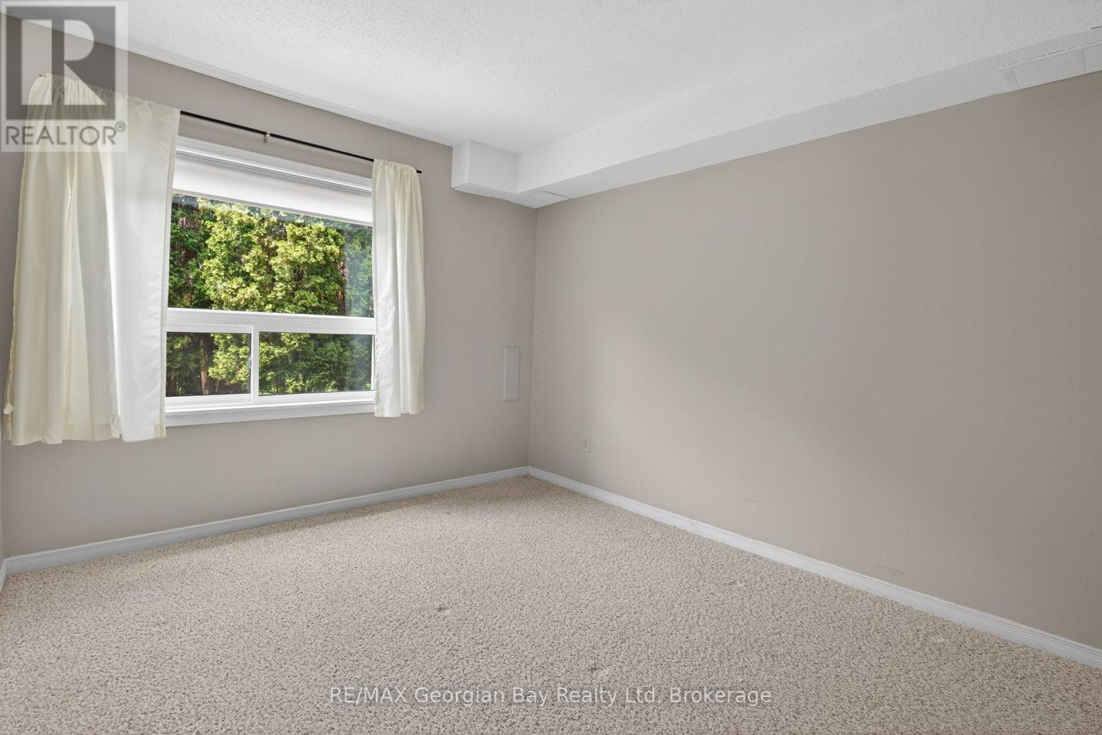 63 - 696 King Street Property Photo 25