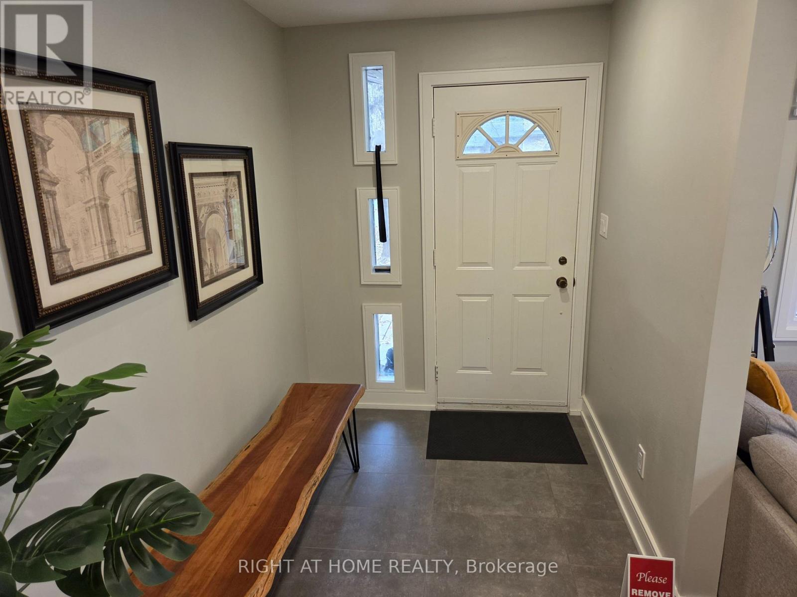 53 Poplar Crescent Property Photo 3