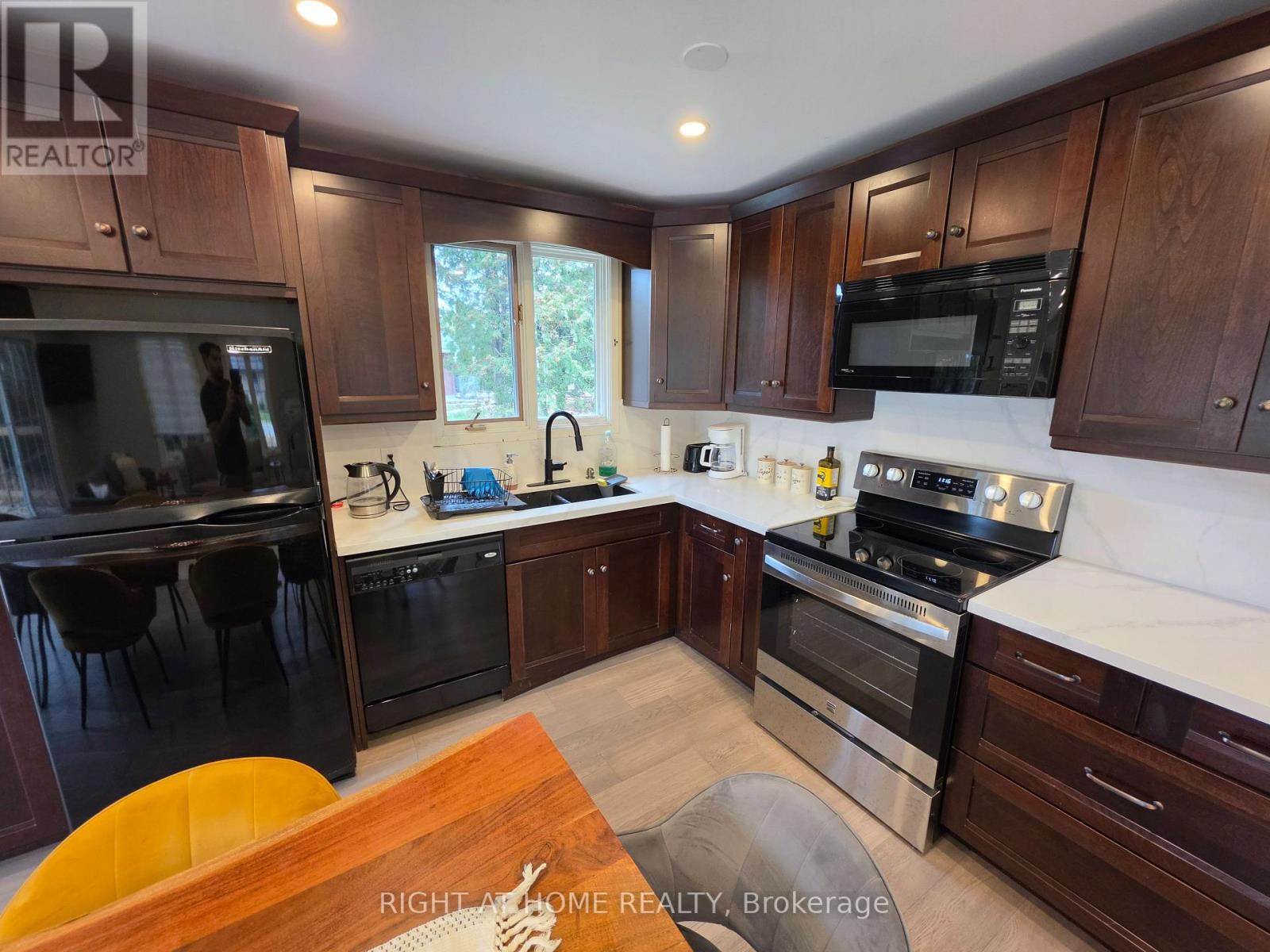 53 Poplar Crescent Property Photo 13