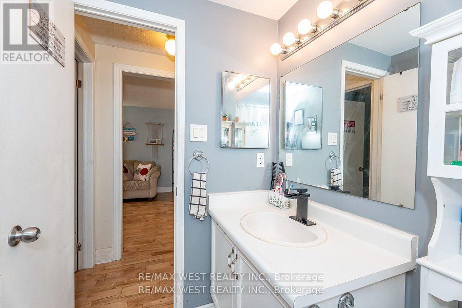 369 Galloway Boulevard Property Photo 9