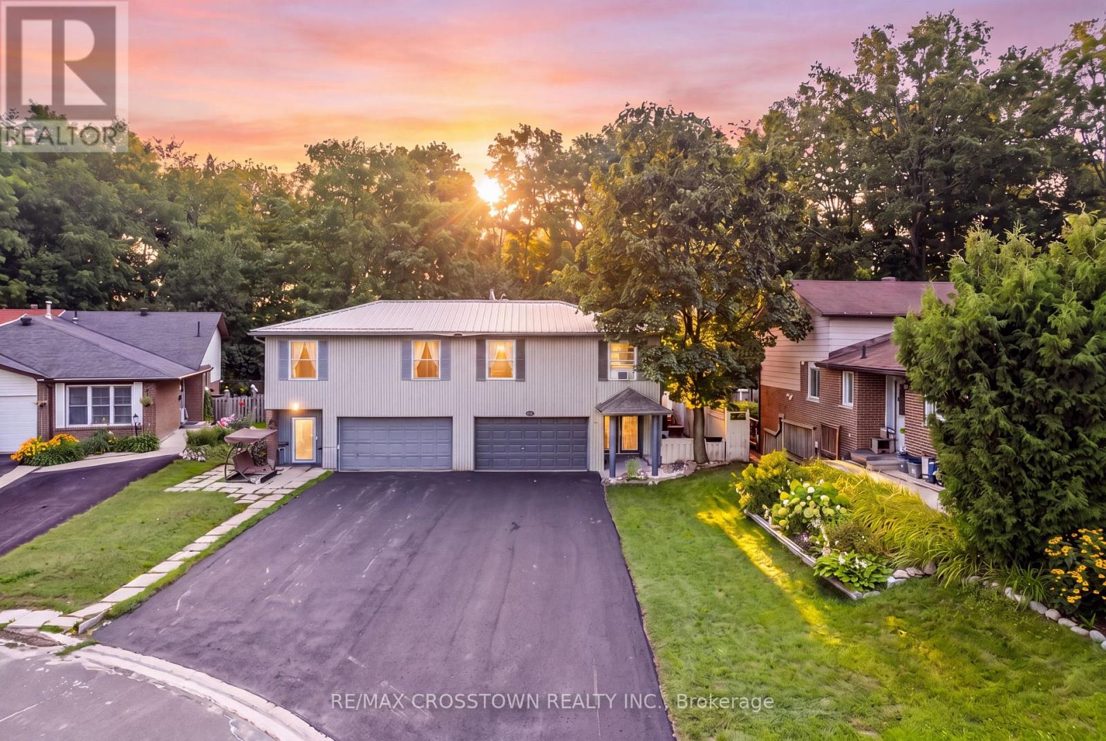 6 Ashdale Court Property Photo 1