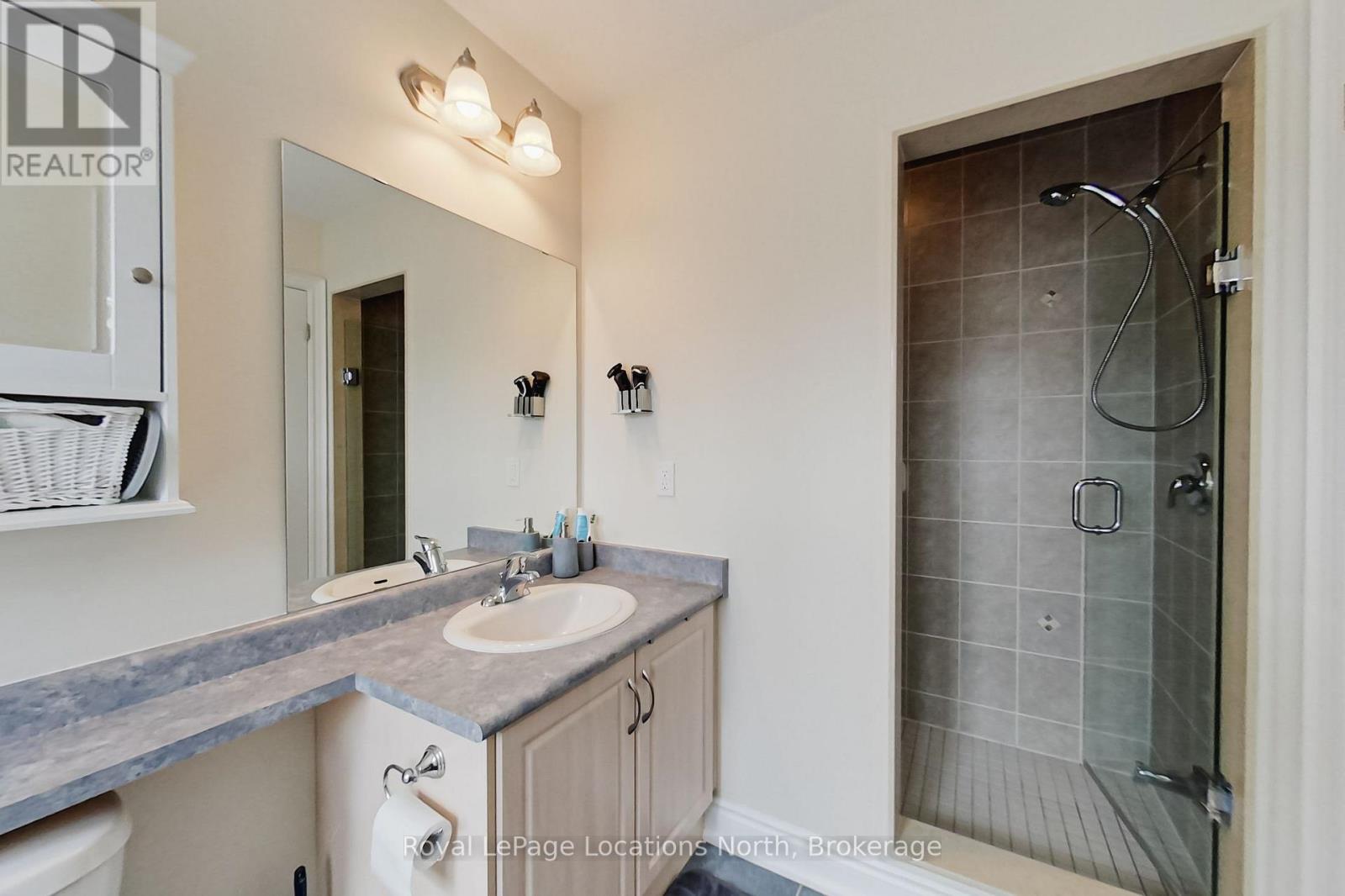 34 Savannah Crescent Property Photo 22
