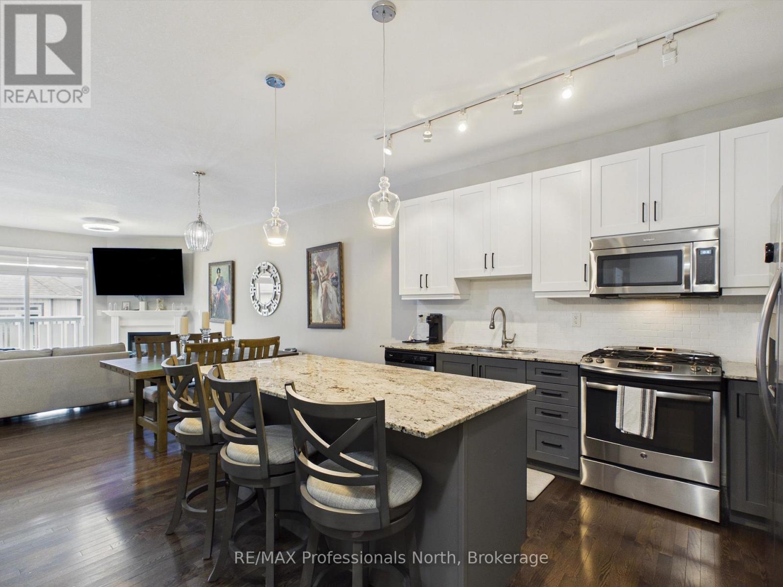 35 Canterbury Circle Property Photo 8