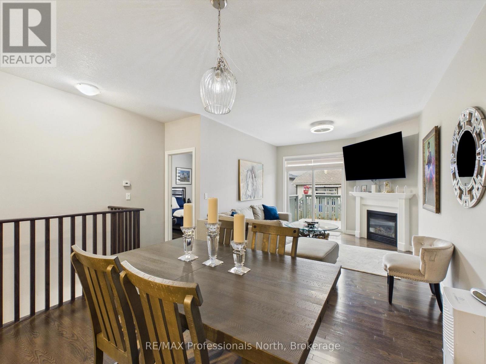35 Canterbury Circle Property Photo 12