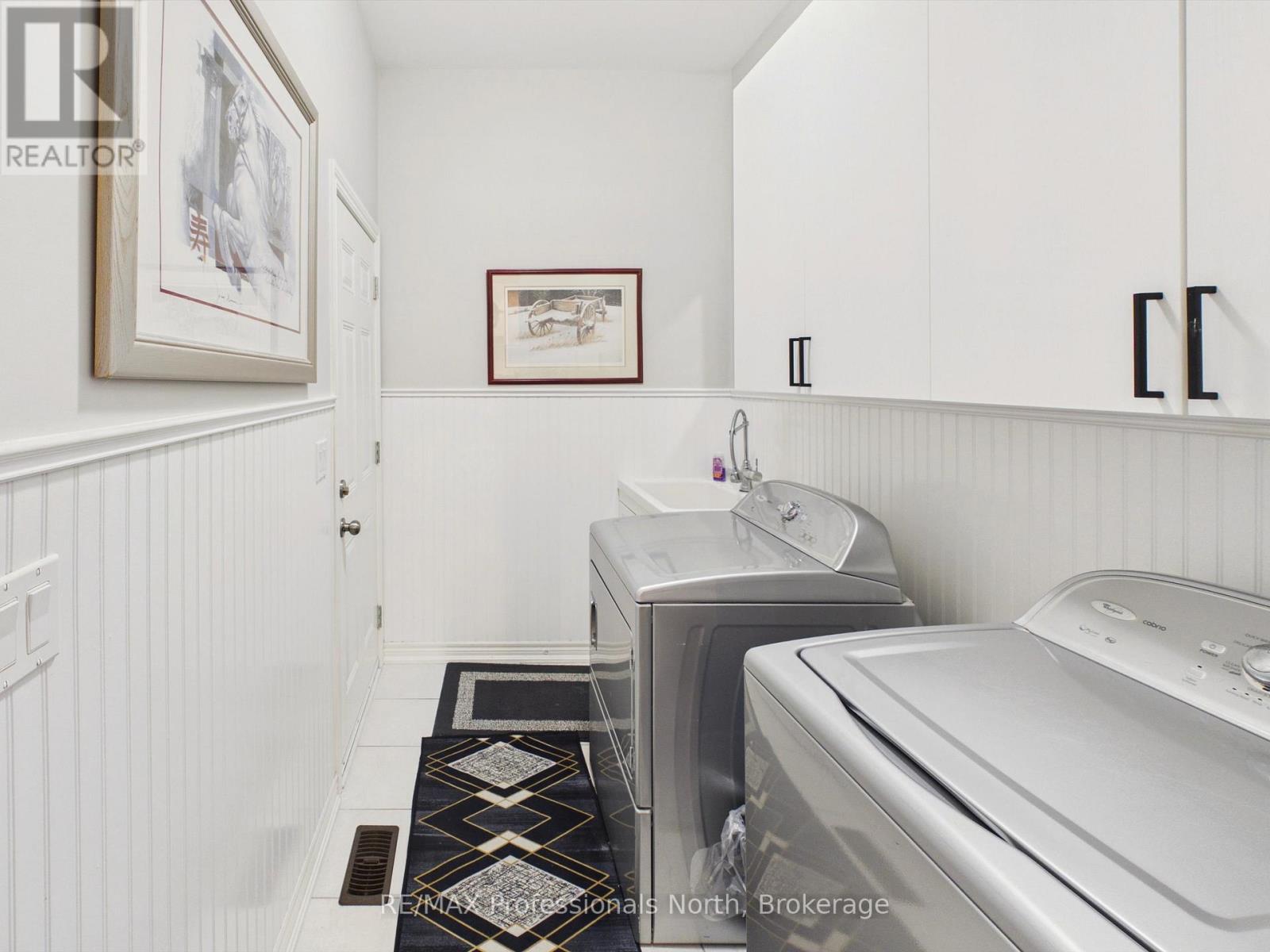 35 Canterbury Circle Property Photo 17