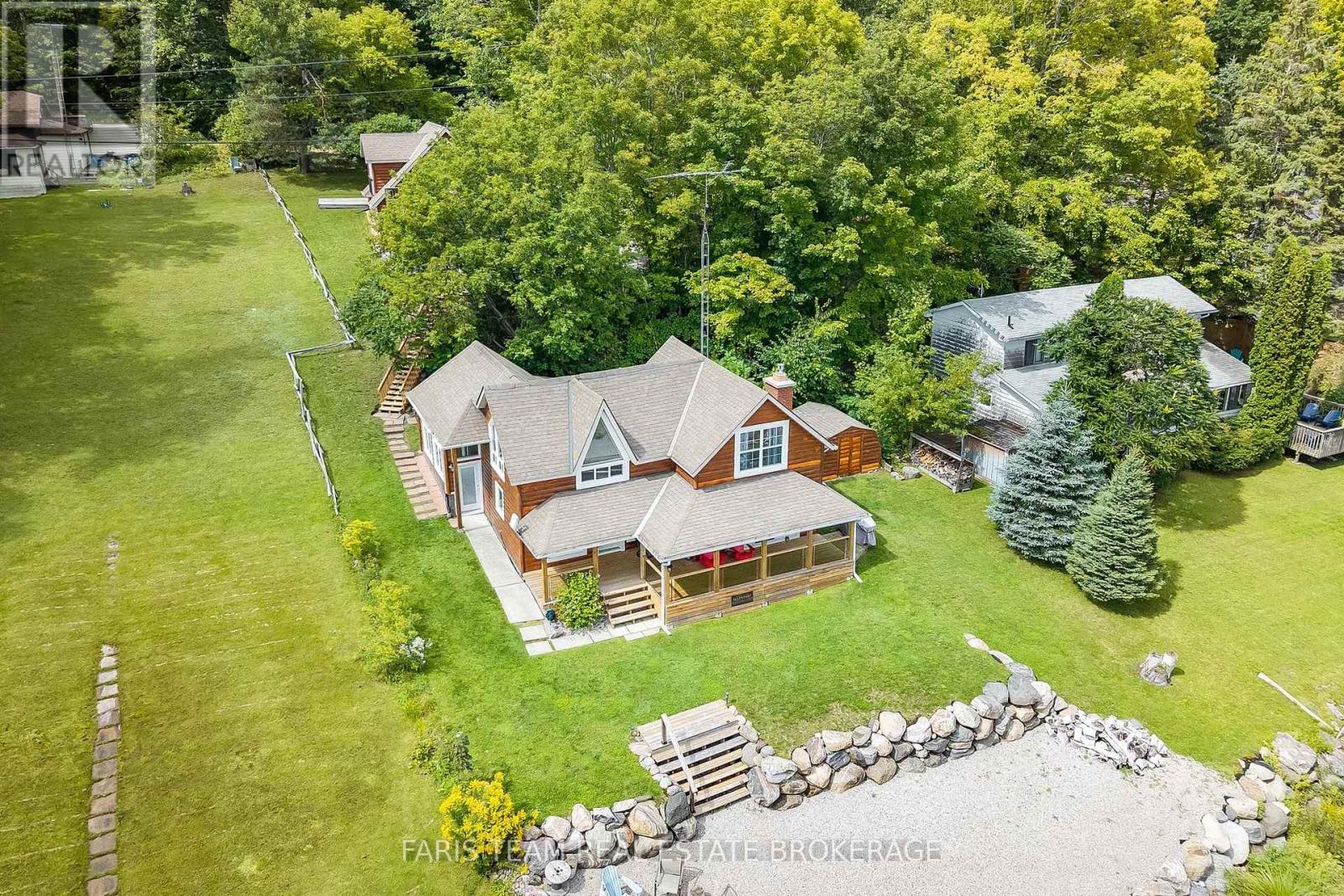 375 Champlain Road Property Photo 1