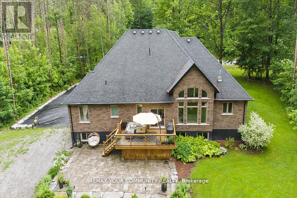 38 Windermere Circle Property Photo 3