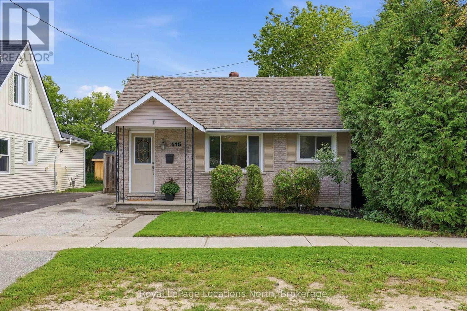 515 MAPLE STREET Property Photo 1