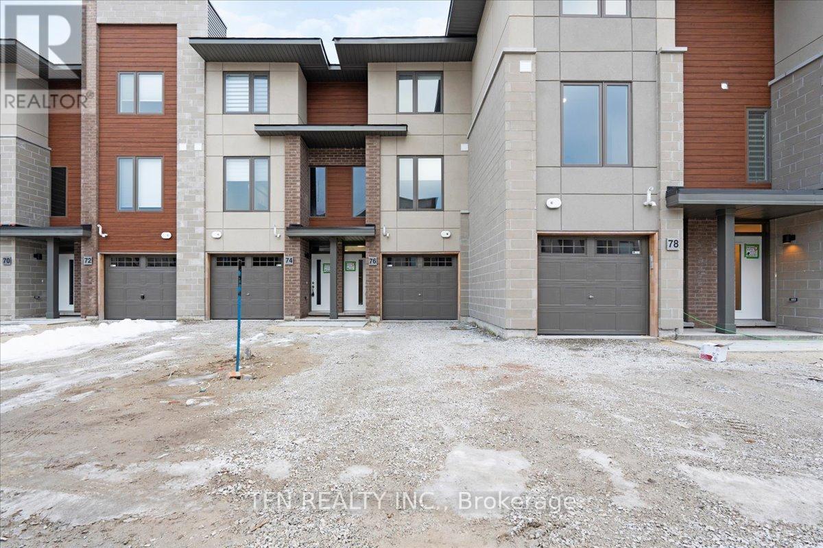 77 Winters Crescent N Property Photo 1