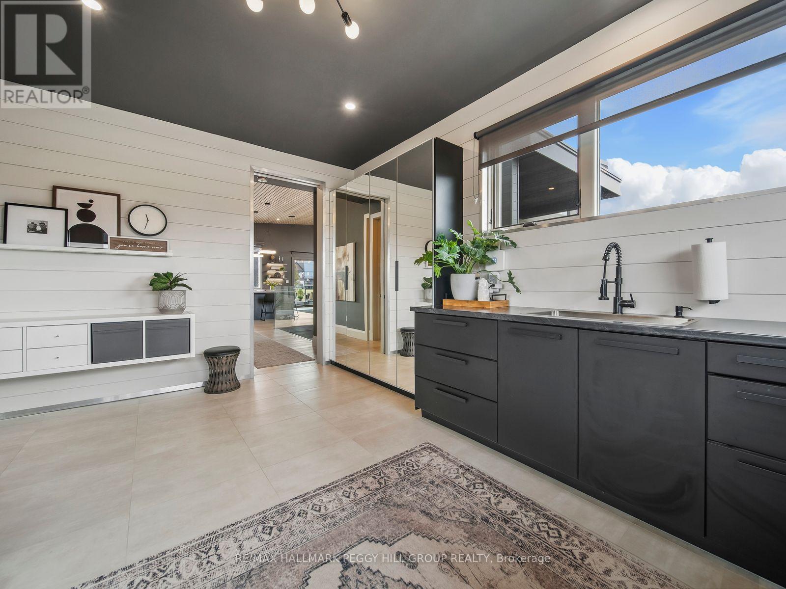 7 Meadowlark Way Property Photo 13