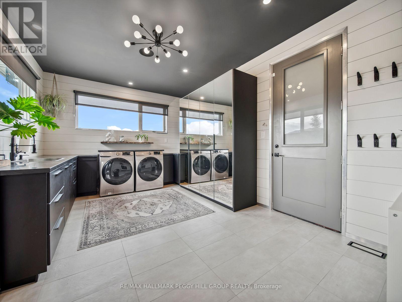 7 Meadowlark Way Property Photo 14