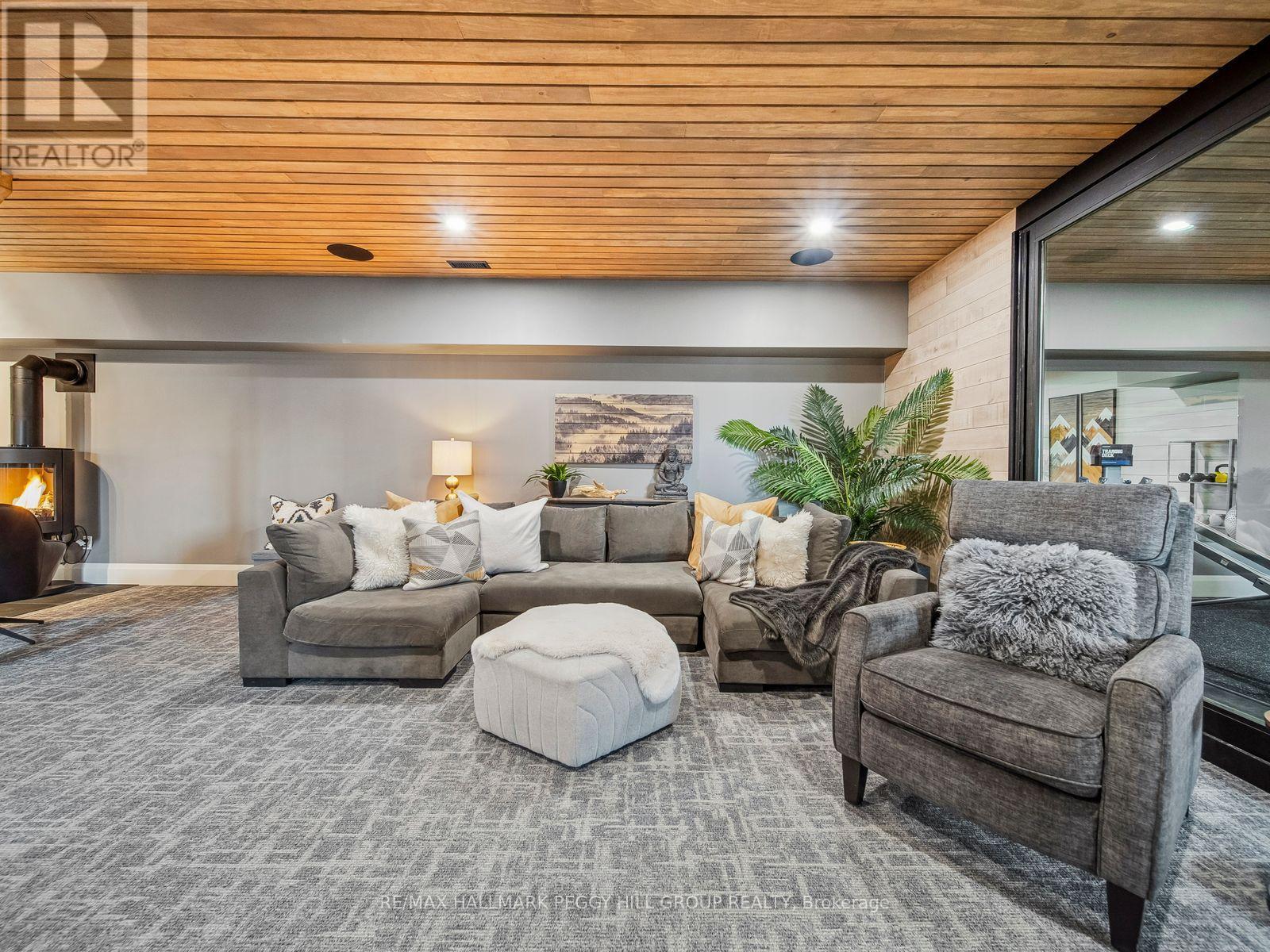 7 Meadowlark Way Property Photo 24