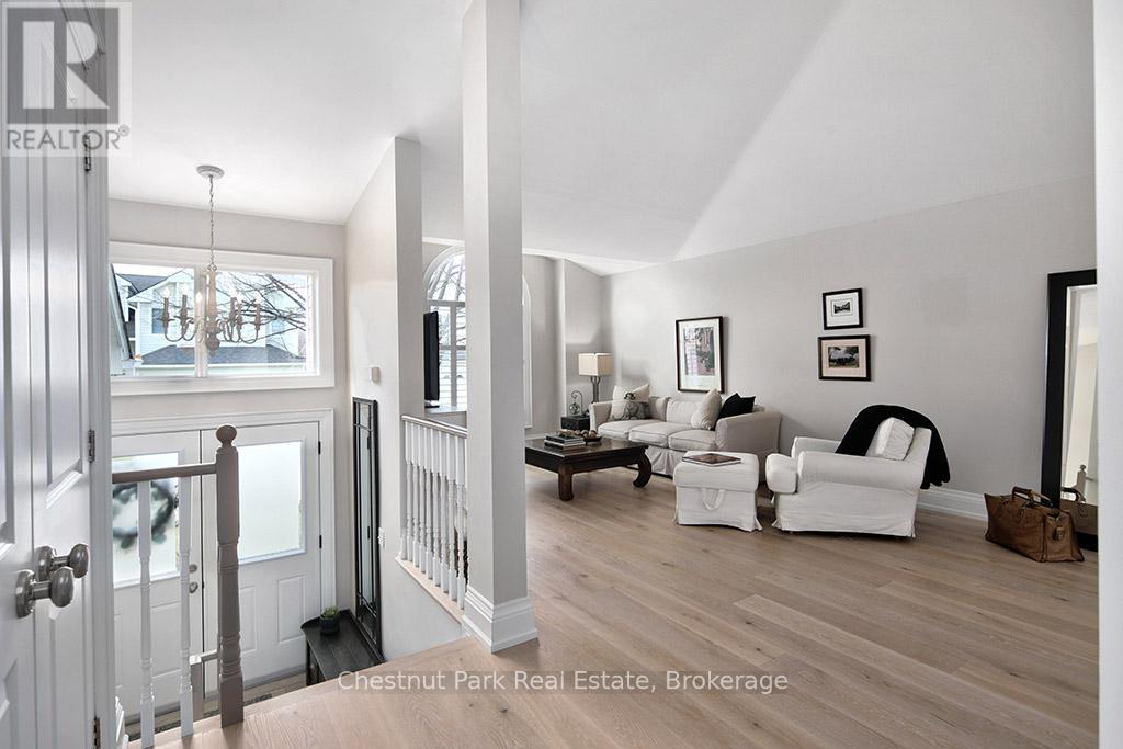 40 Barker Boulevard Property Photo 6