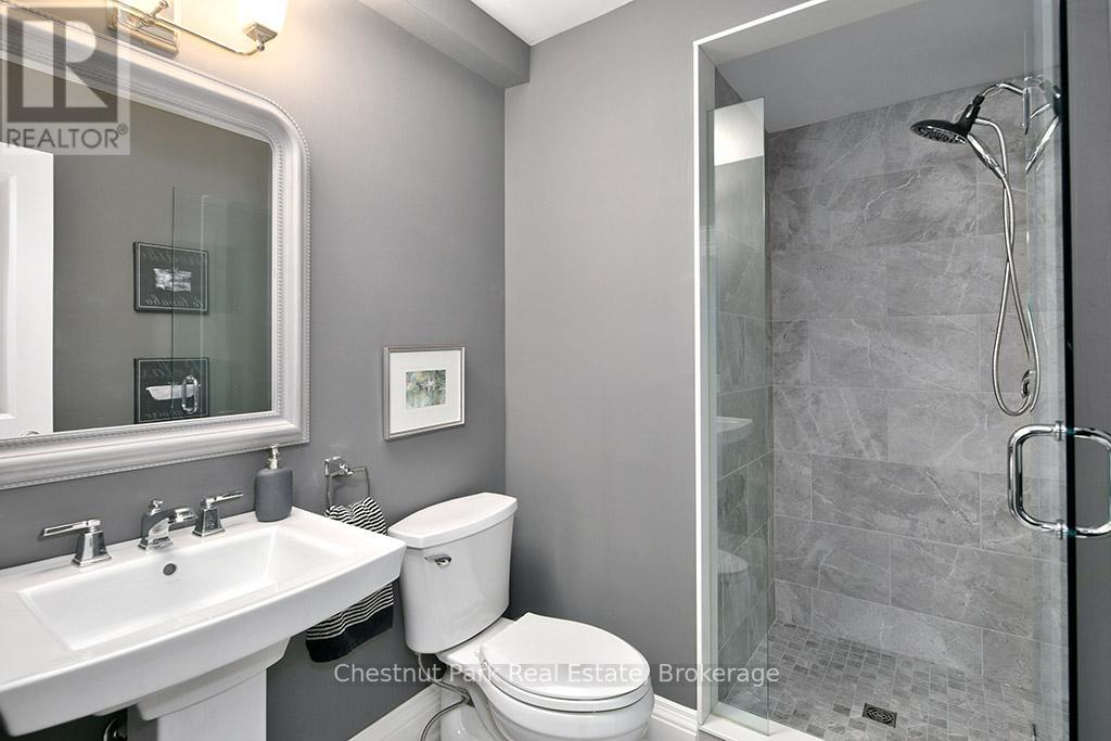 40 Barker Boulevard Property Photo 18