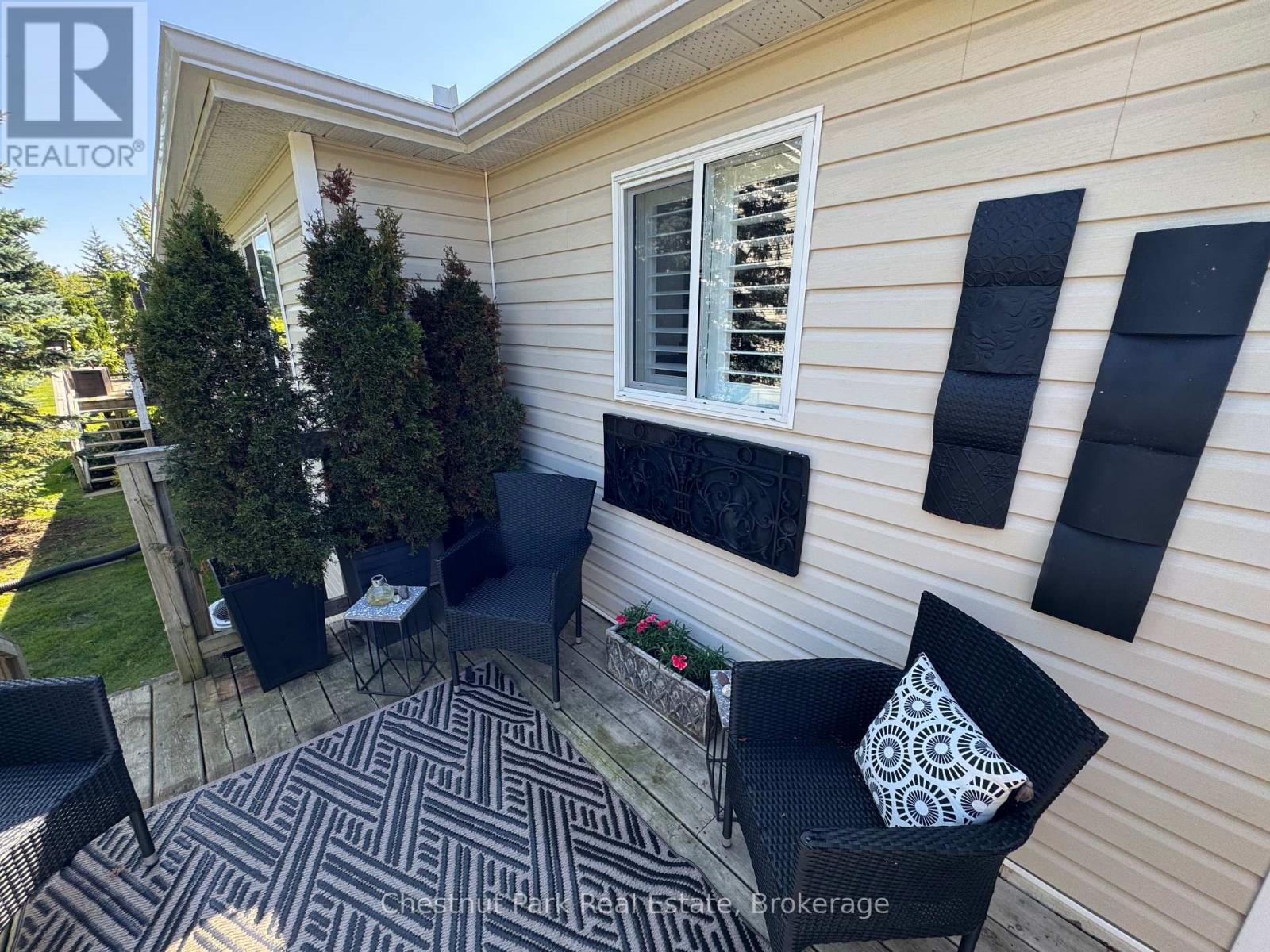 40 Barker Boulevard Property Photo 27