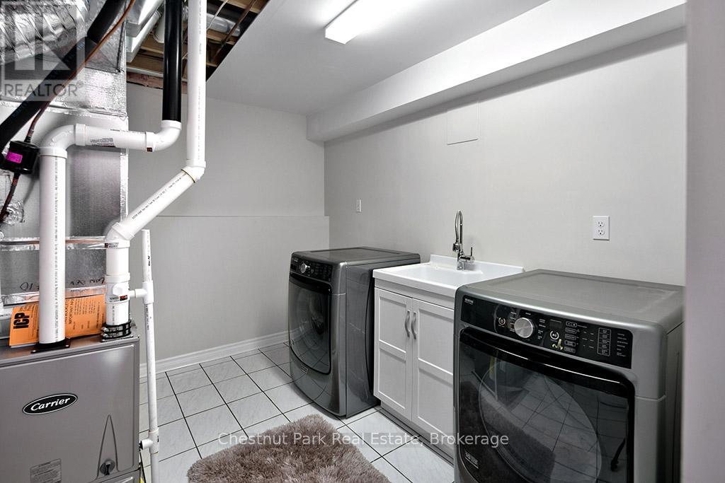 40 Barker Boulevard Property Photo 35