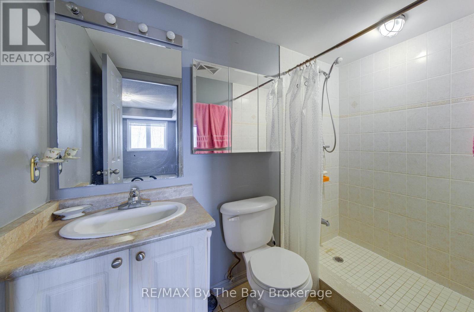 202 - 16 Westbury Road Property Photo 15