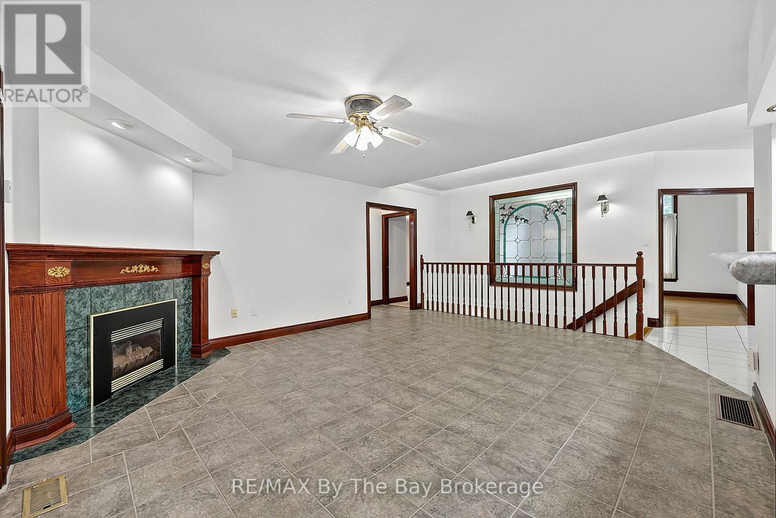 90 Goldfinch Crescent Property Photo 16