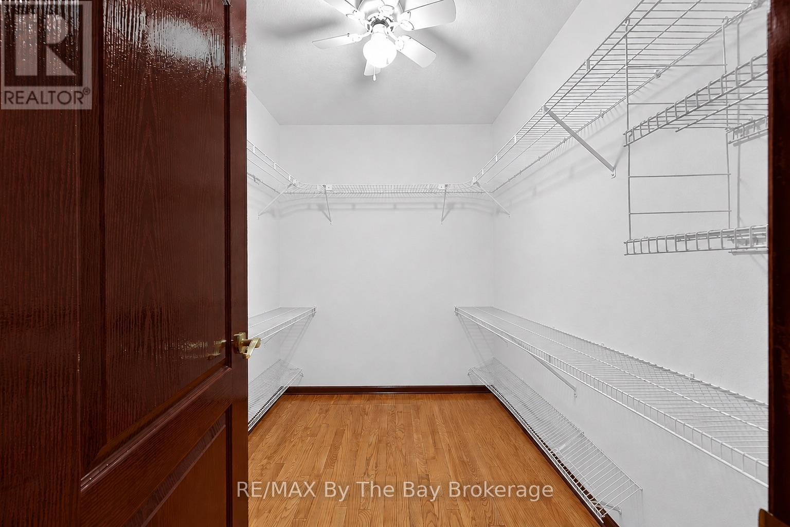 90 Goldfinch Crescent Property Photo 20
