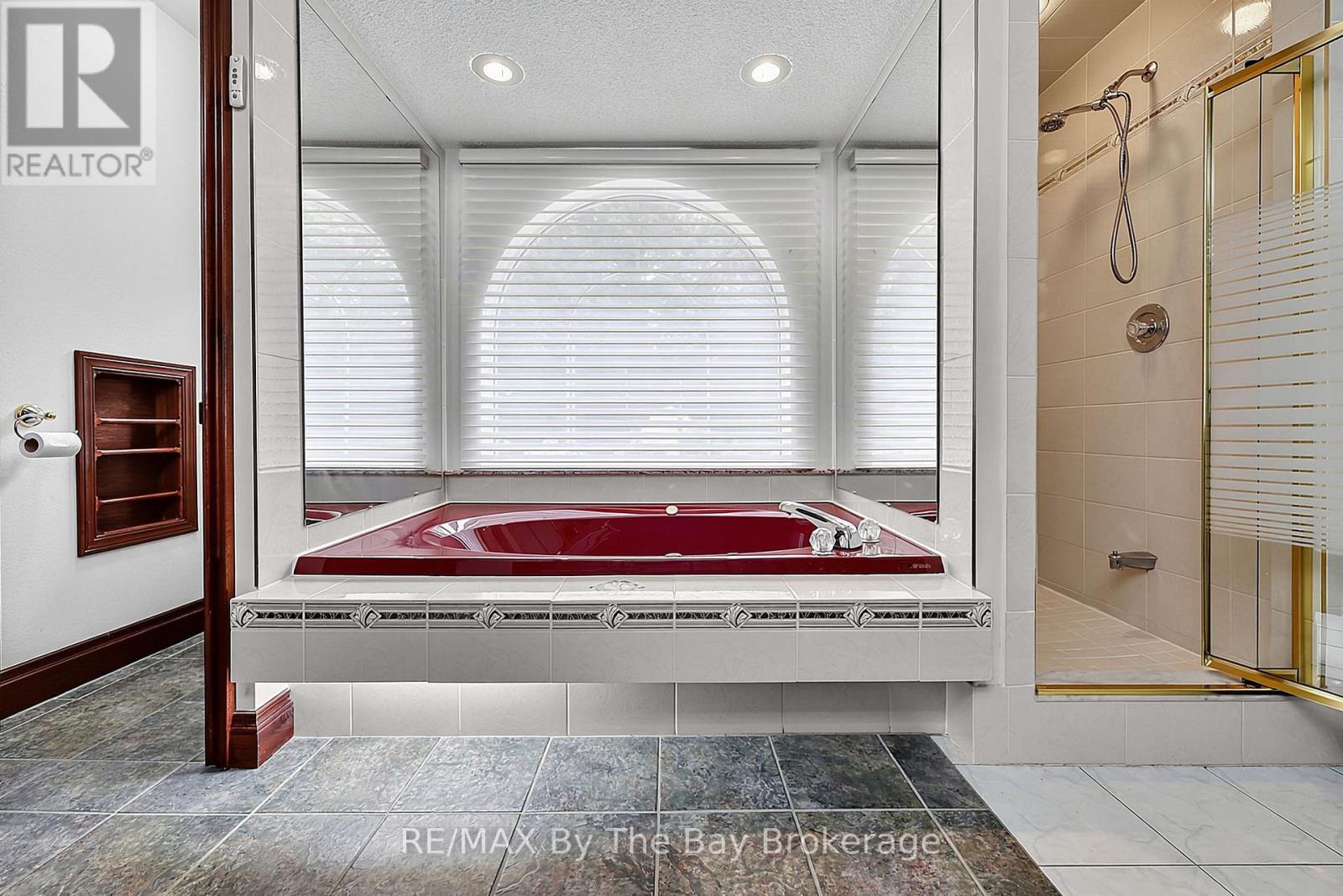 90 Goldfinch Crescent Property Photo 22