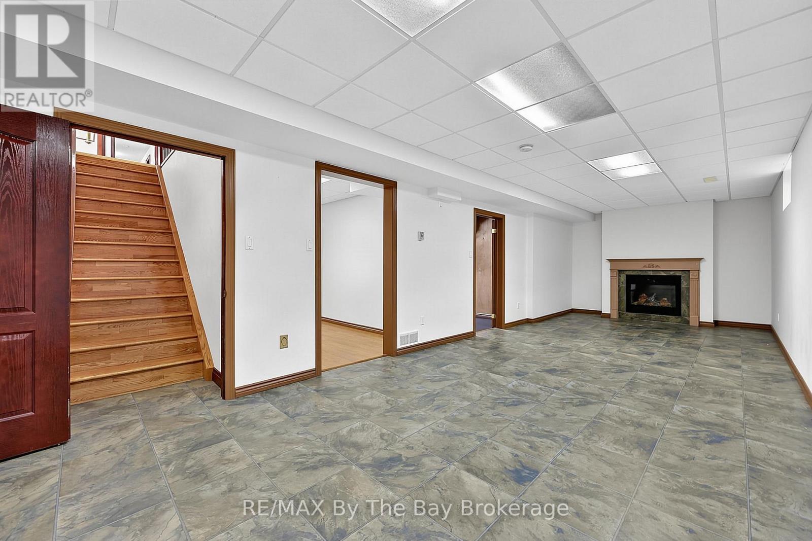 90 Goldfinch Crescent Property Photo 29